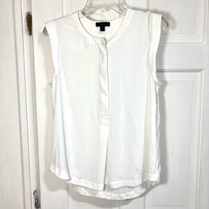 J.Crew size 8P white Sleeveless V-neck popover top
